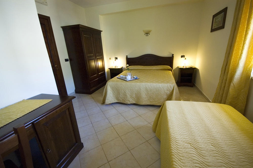 San Pietro Infine Hotel Ristorante Villa Pegaso חדר תמונה